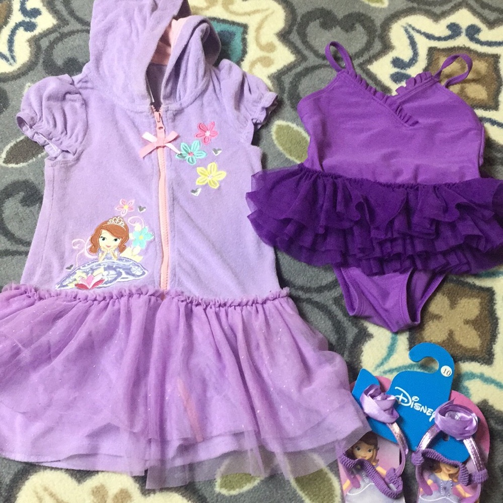 Disney Sophia the first swim ensemble- 3t